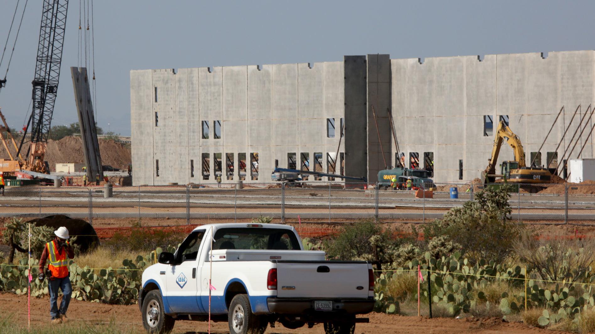 Stealthy negotiations used to bring Amazon to Tucson